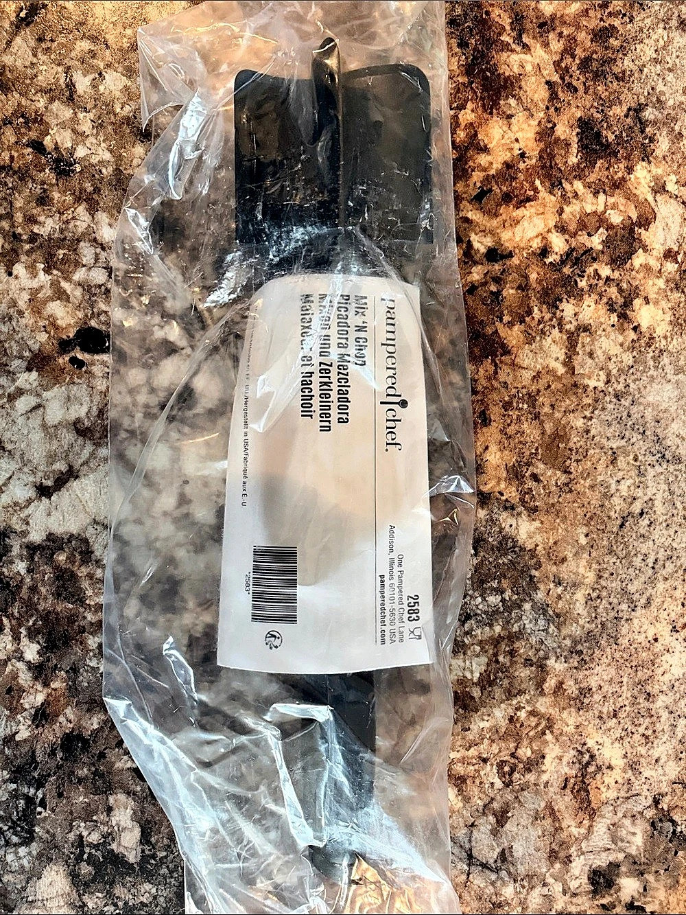 The Pampered Chef Mix N Chop Black NWT